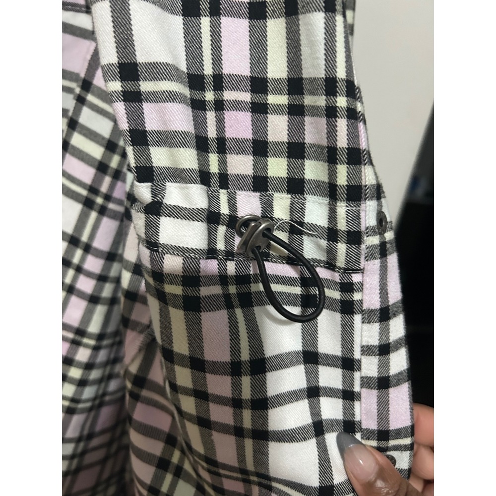 Torrid Plaid Hooded Shirt Jacket White Pink Black Snap Front Plus Size - Picture 10 of 14